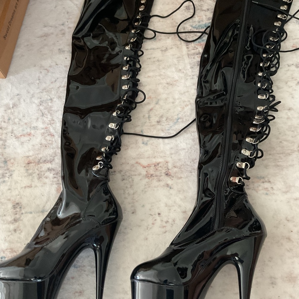 Pleaser Shiny Black Lace-Up Boots